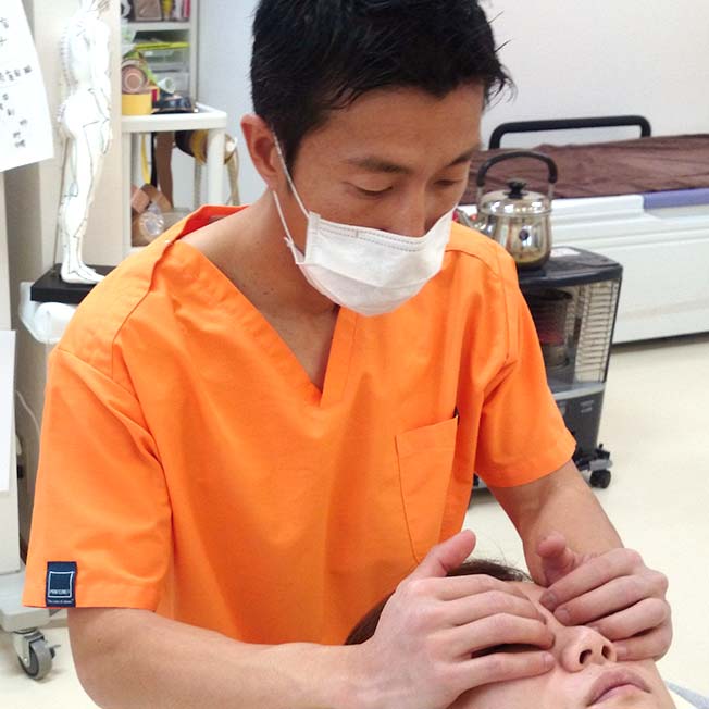 院長 鈴木 賢亮